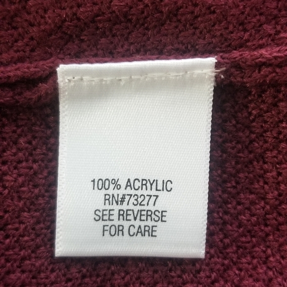 Croft & Barrow Cowl Neck Oversized Pullover Sweater. Cable Knit Hem. Size Medium - Picture 8 of 8